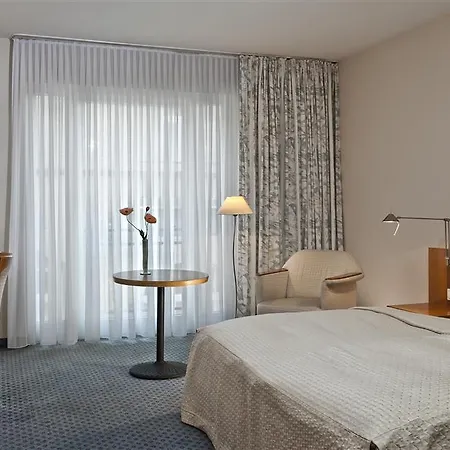 Hotel Tryp By Wyndham
