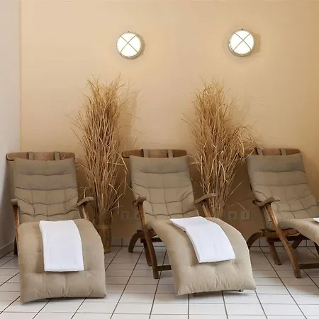 Отель Tryp By Wyndham 4*